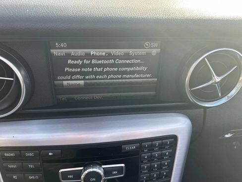 Used 2013 Mercedes-Benz SLK 250 image 35