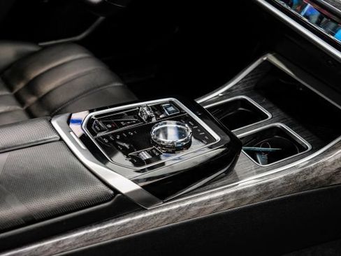 Used 2023 BMW 740i RWD image 32