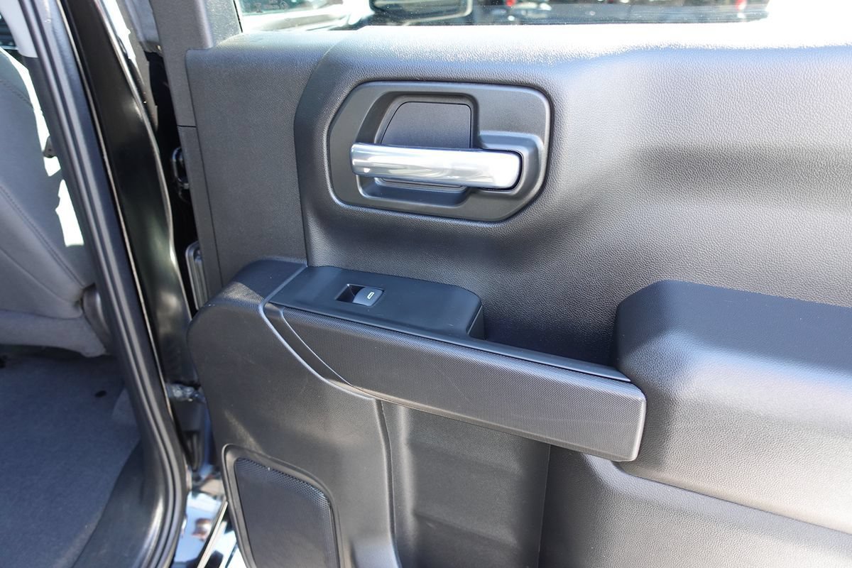 Used 2024 Chevrolet Silverado 1500 Custom AWD/4WD image 28