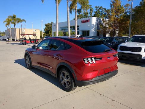 Used 2023 Ford Mustang Mach-E Select w/ Comfort Package Lite image 6