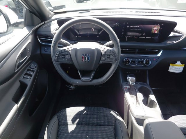 New 2026 Buick Envista Preferred FWD image 17