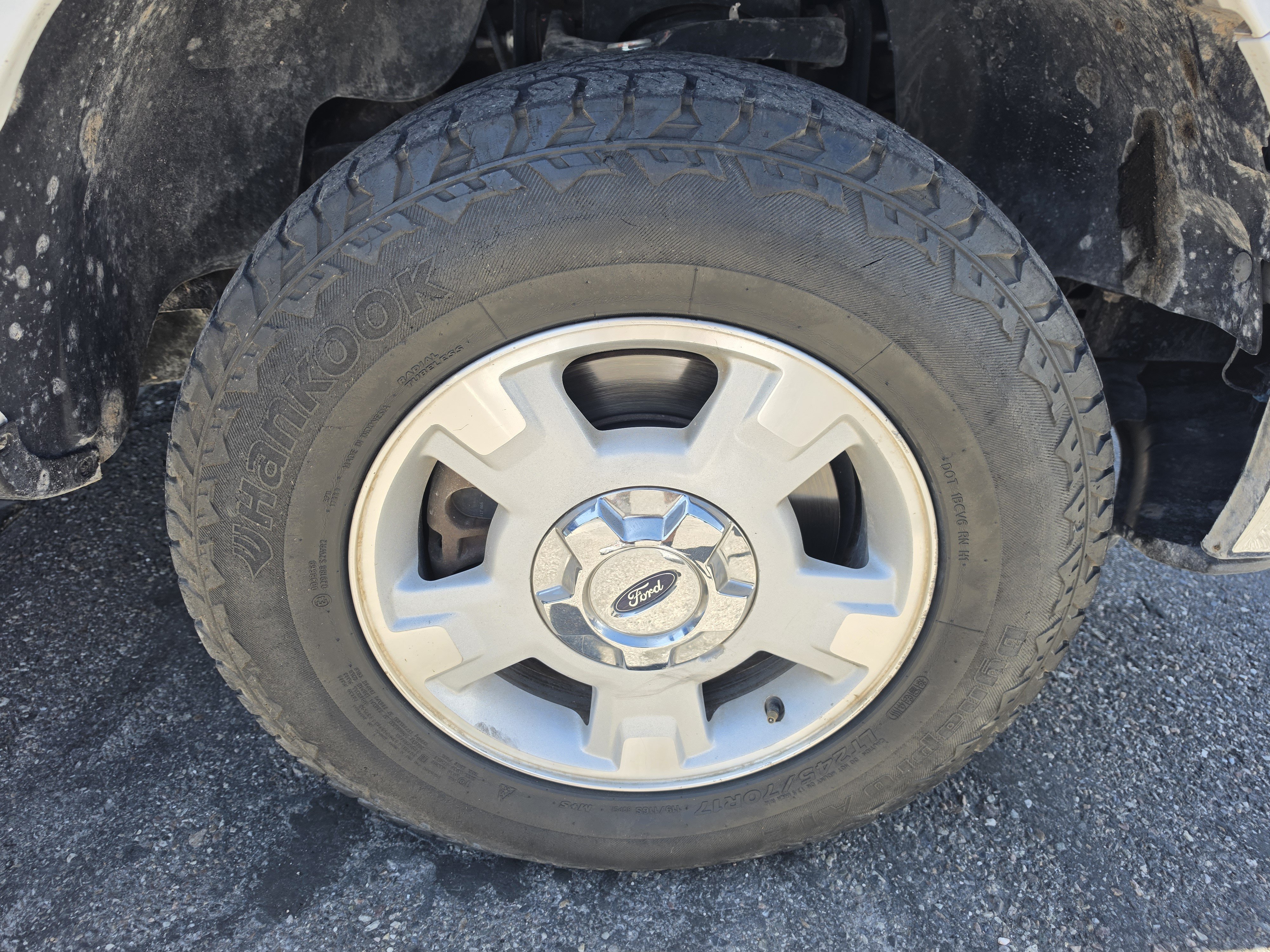 Used 2014 Ford F150 XLT w/ Trailer Tow Package RWD image 9