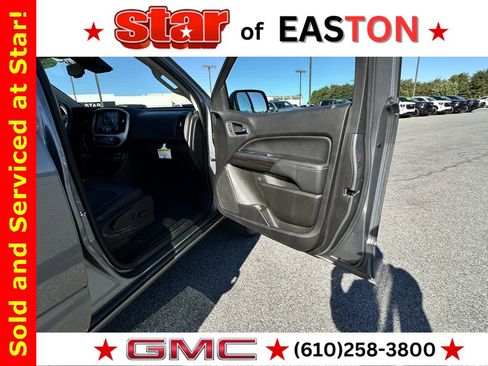 Used 2019 GMC Canyon SLT w/ Driver Alert Package image 11