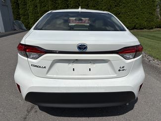 Used 2025 Toyota Corolla LE FWD video 4