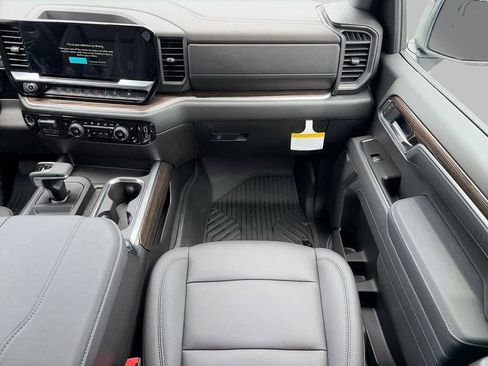 New 2026 Chevrolet Silverado 1500 RST w/ RST All Star Premium Package AWD/4WD image 13