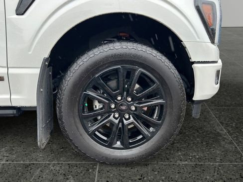Used 2025 Ford F150 Platinum AWD/4WD image 9