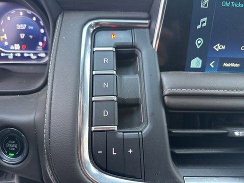 Used 2023 Chevrolet Tahoe LT w/ Luxury Package image 12