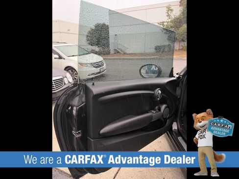 Used 2015 MINI Cooper 2-Door Hardtop image 8