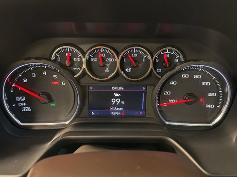 Used 2021 Chevrolet Tahoe LT w/ LT Signature Package RWD image 19