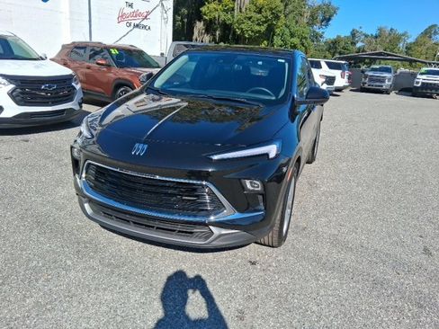 Certified 2025 Buick Encore GX Preferred image 6