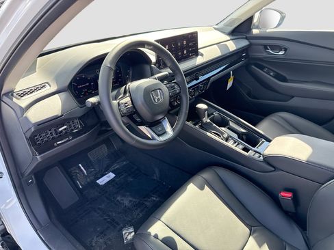 New 2025 Honda Accord Touring image 9