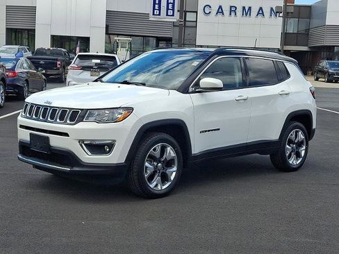 Used 2018 Jeep Compass Limited image 3