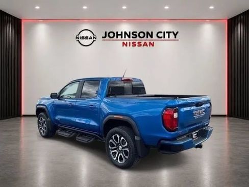 Used 2024 GMC Canyon AT4 w/ AT4 Premium Package AWD/4WD image 7