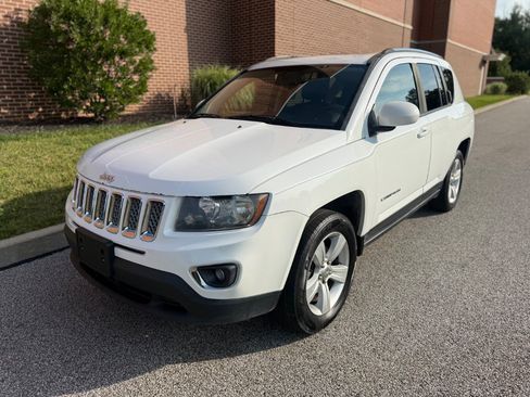 Used 2015 Jeep Compass High Altitude AWD/4WD image 1