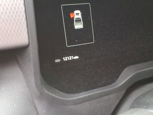 Used 2024 Toyota Tundra Limited image 7