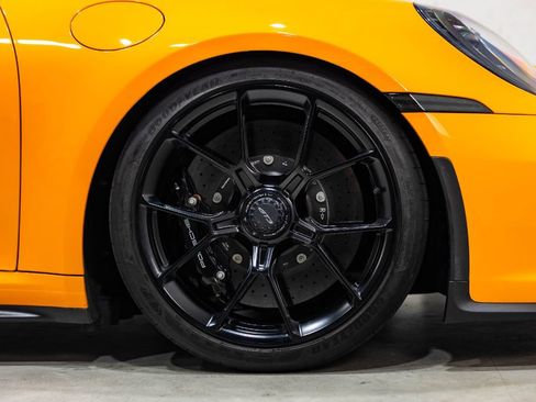 Used 2022 Porsche 911 GT3 RWD image 34