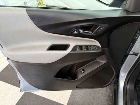 Used 2024 Chevrolet Equinox LT image 15