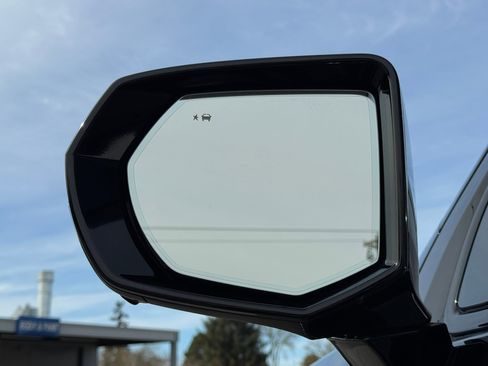 Used 2025 Chevrolet Tahoe Premier image 48