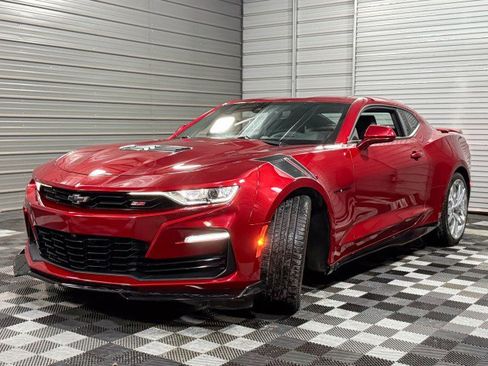 Used 2021 Chevrolet Camaro SS w/ Wild Cherry Design Package 1 image 38