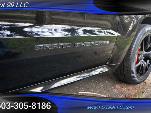 Used 2018 Jeep Grand Cherokee SRT image 34