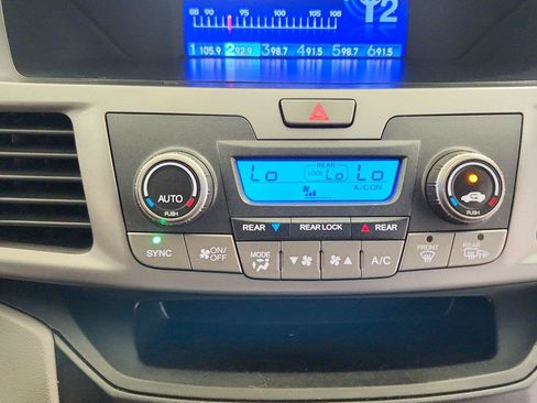 Used 2012 Honda Odyssey EX image 16
