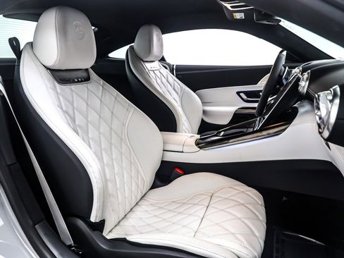 New 2025 Mercedes-Benz AMG GT 63 image 7