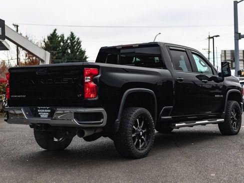 Used 2024 Chevrolet Silverado 3500 LT image 8