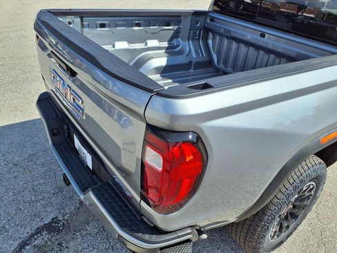 New 2026 GMC Canyon AT4 image 19