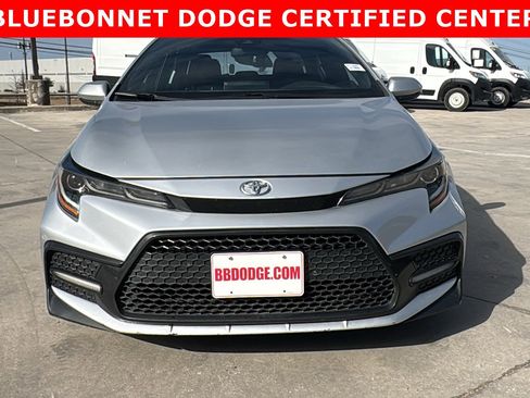 Used 2020 Toyota Corolla SE image 2