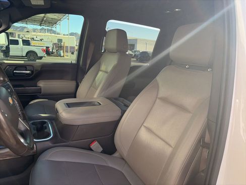 Used 2022 Chevrolet Silverado 2500 LTZ w/ LTZ Plus Package AWD/4WD image 12