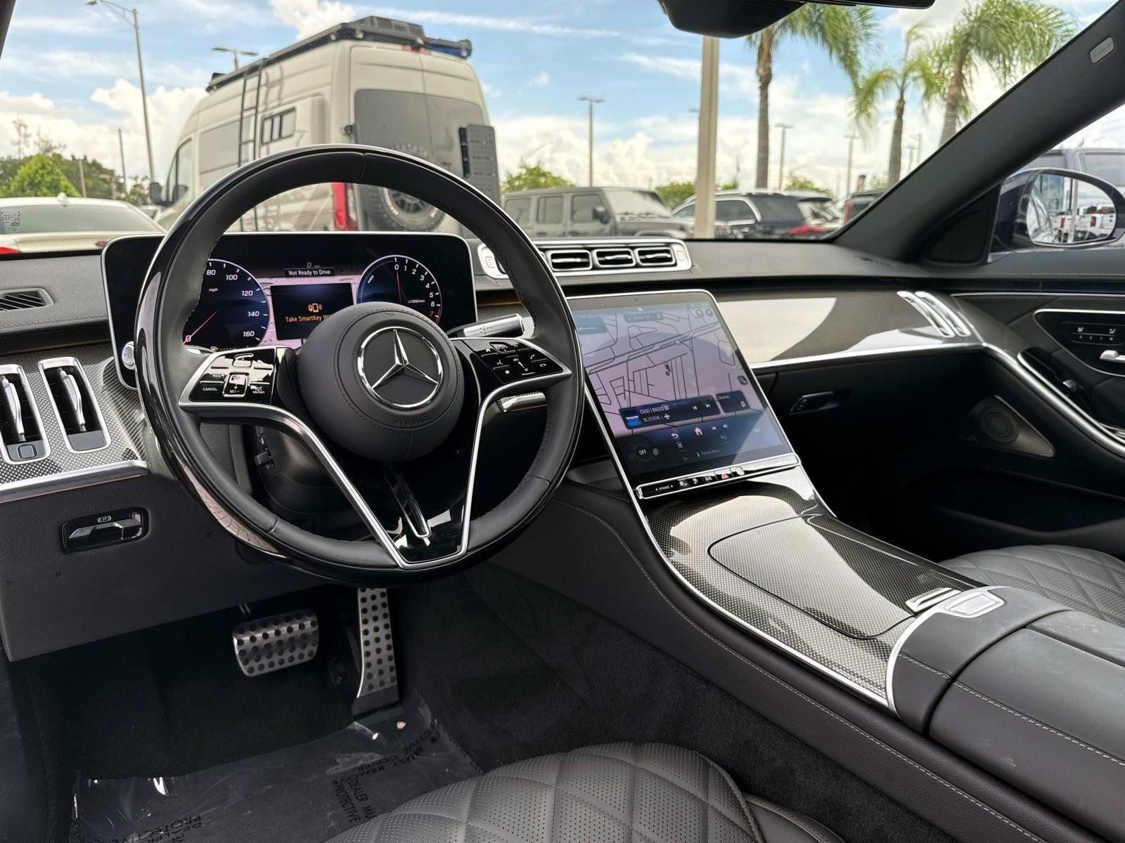 Certified 2025 Mercedes-Benz S 580e 4MATIC Sedan w/ AMG Line Package image 15