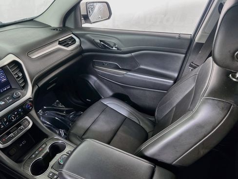 Used 2020 GMC Acadia SLT AWD/4WD image 23