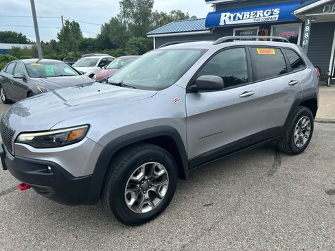 Used 2020 Jeep Cherokee Trailhawk AWD/4WD image 1