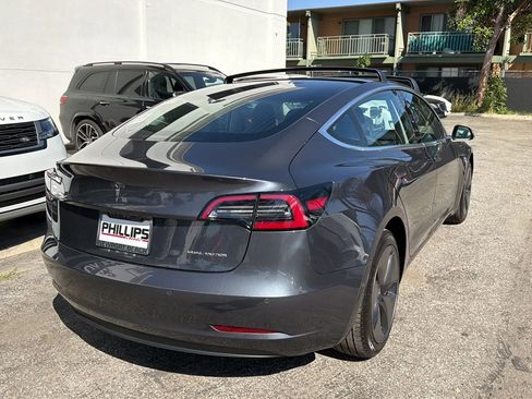 Used 2018 Tesla Model 3 Long Range image 4