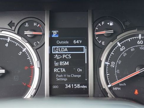 Used 2023 Toyota 4Runner TRD Off-Road Premium w/ Off Road Premium Plus Package AWD/4WD image 25