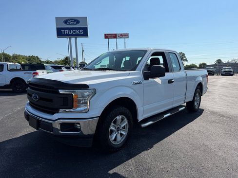 Used 2018 Ford F150 XL w/ Equipment Group 101A Mid RWD image 3