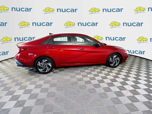 Certified 2025 Hyundai Elantra Sport w/ Cargo Package FWD image 8