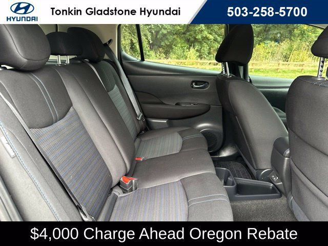 Used 2025 Nissan Leaf S FWD image 21