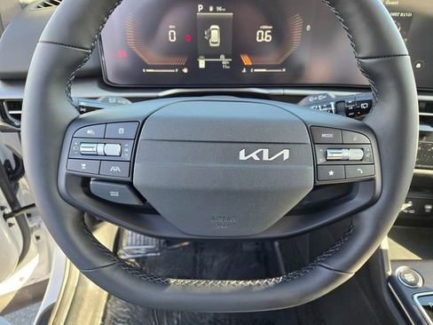 New 2026 Kia Sportage LX image 23