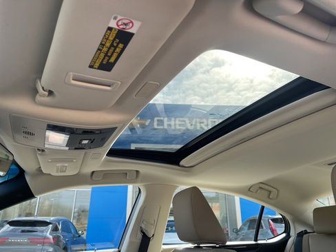 Used 2021 Lexus ES 250 Base image 34