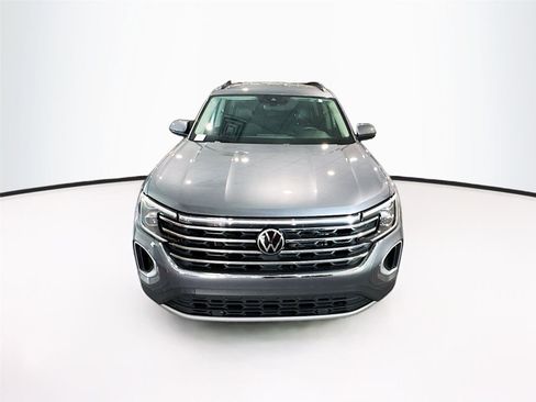 Used 2024 Volkswagen Atlas SE AWD/4WD image 30