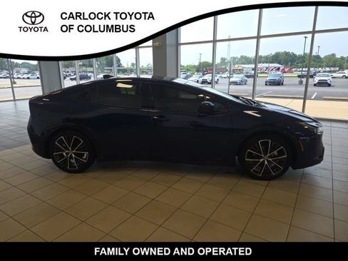 Used 2024 Toyota Prius XLE AWD/4WD image 7