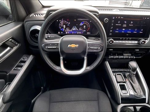 Used 2024 Chevrolet Colorado LT w/ LT Convenience Package RWD image 7