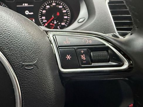Used 2018 Audi Q3 2.0T Premium Plus w/ Premium Plus Package AWD/4WD image 15