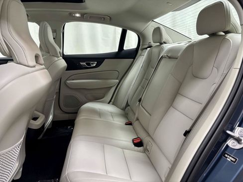 Used 2024 Volvo S60 B5 Plus w/ Climate Package FWD image 20