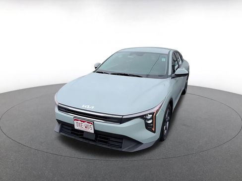 Used 2025 Kia K4 LXS image 7