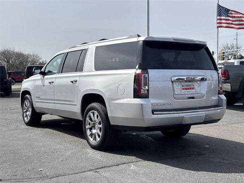 Used 2016 GMC Yukon XL Denali w/ Open Road Package AWD/4WD image 5
