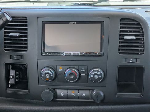Used 2009 GMC Sierra 1500 SLE w/ Regional Value Package RWD image 16