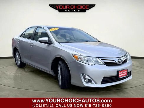 Used 2012 Toyota Camry XLE FWD image 8
