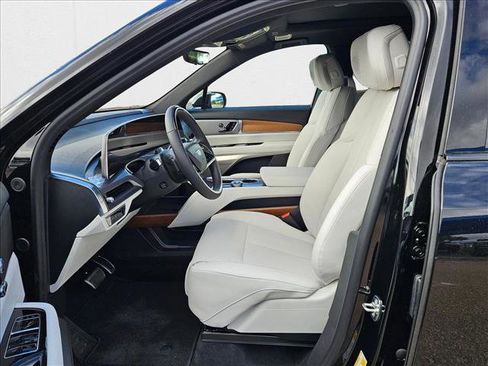 New 2026 Cadillac Vistiq Sport image 15